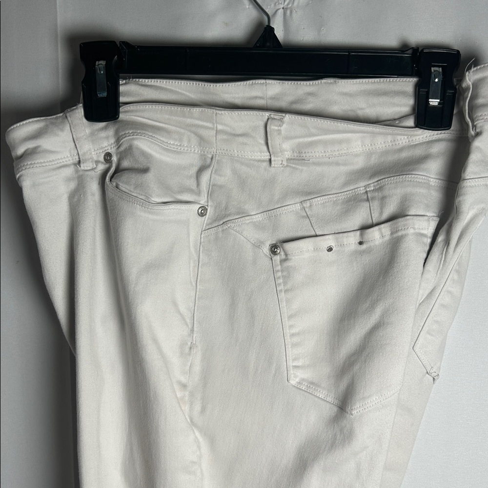Men's White Pants